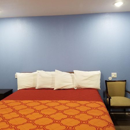 Travis Lodge Motel 16 オークランド エクステリア 写真